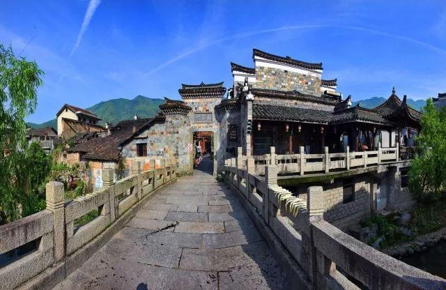软银集团回应减持阿里巴巴：未在市场上买卖新的阿里股份，未来也不会